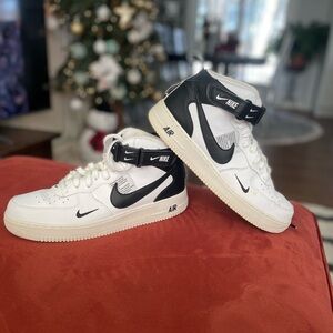 Nike Air Force 1 High White Black